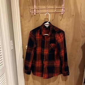 Size medium red plaid button down shirt